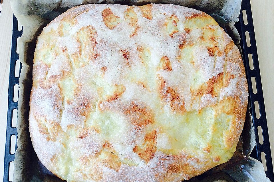 Blechkuchen - Blech-Butterkuchen Blechkuchen - Blech-Butterkuchen