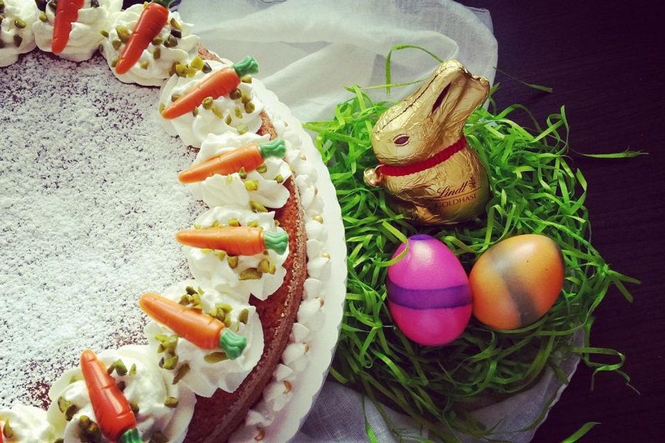 Karottenkuchen, Rüblikuchen oder Möhrenkuchen