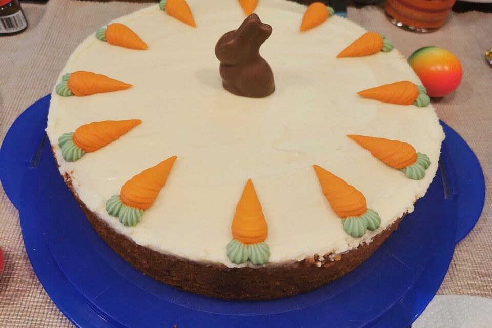 Karottenkuchen, Rüblikuchen oder Möhrenkuchen