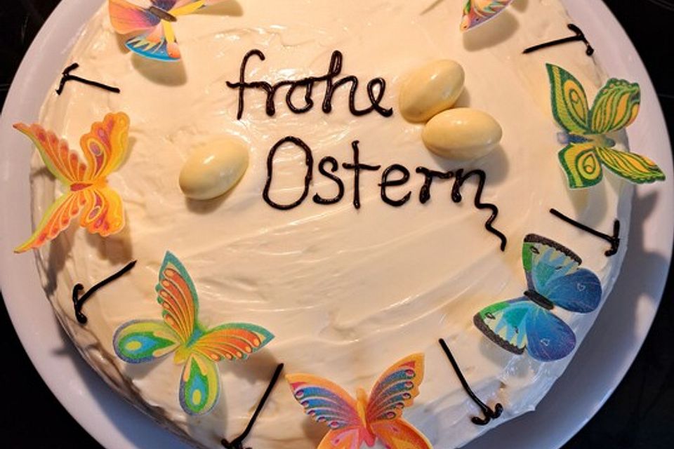 Karottenkuchen, Rüblikuchen oder Möhrenkuchen