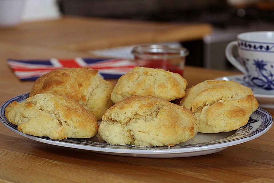 Scones zum Tee