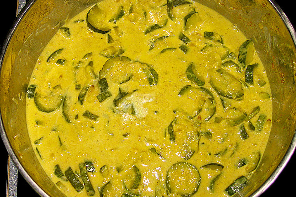 Zucchini-Curry