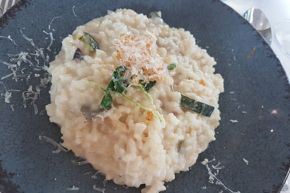 Waldpilzrisotto mit Weißwein Waldpilzrisotto mit Weißwein