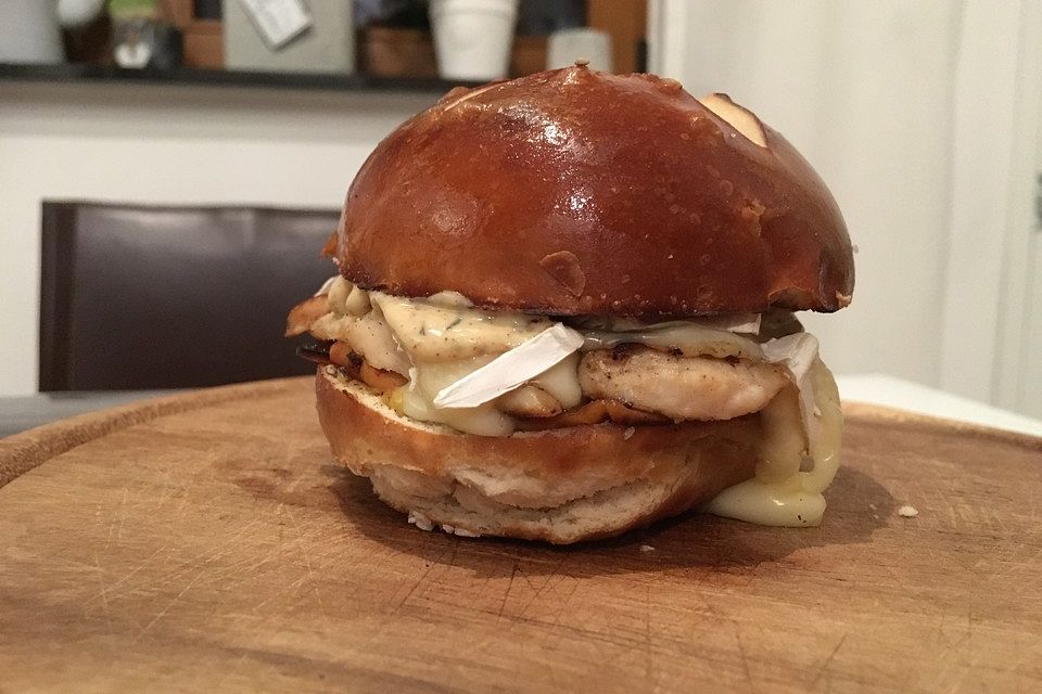 Apfel-Camembert-Chicken-Burger