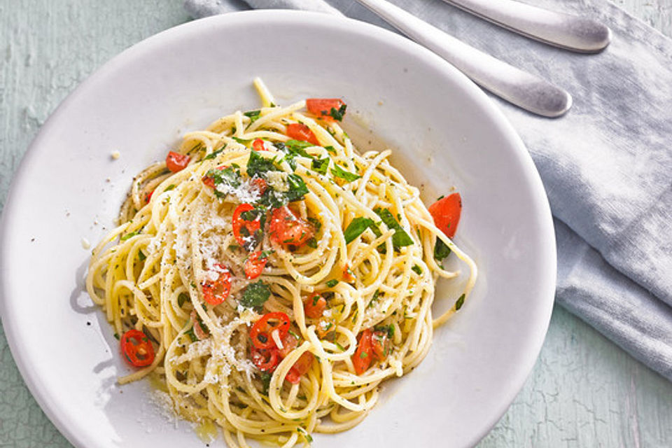 Spaghetti aglio, olio e peperoncino