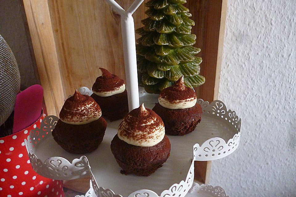 Schoko-Lebkuchen-Cupcakes mit leckerer Mascarponecreme