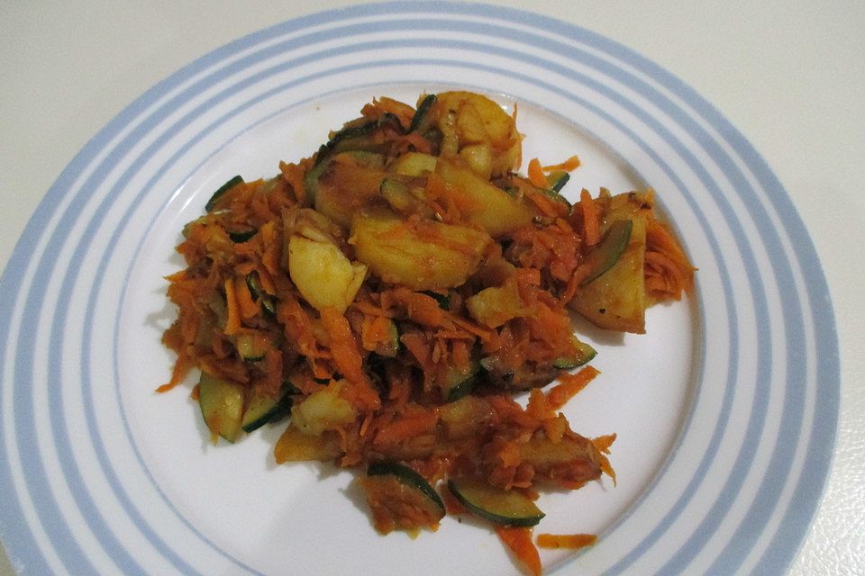 Kartoffel-Zucchini-Karotten-Pfanne