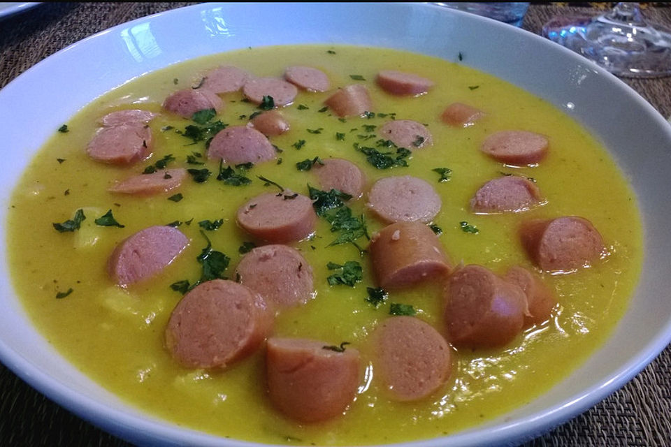 Blumenkohl-Möhren-Suppe mit Kartoffeln