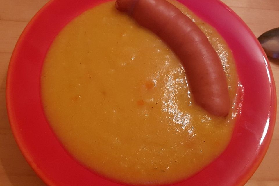 Blumenkohl-Möhren-Suppe mit Kartoffeln