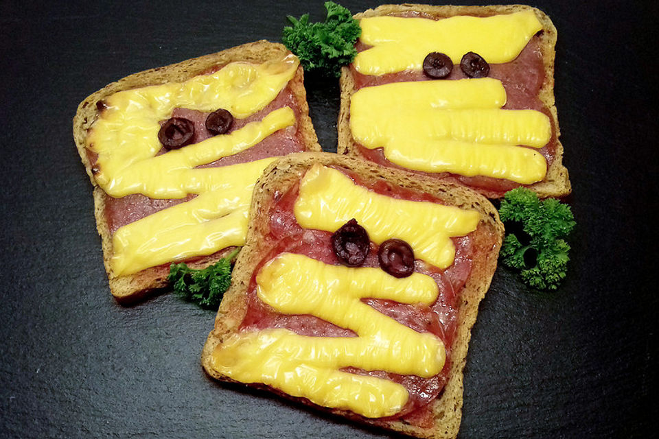 Mumien-Toasts