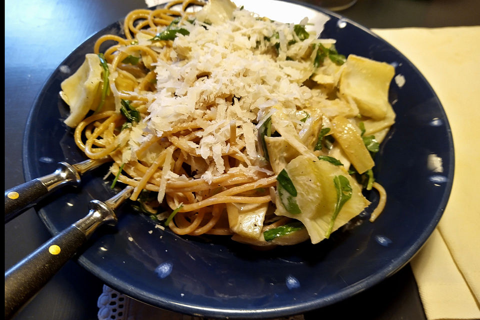 Nudeln mit Fenchel und Rucola