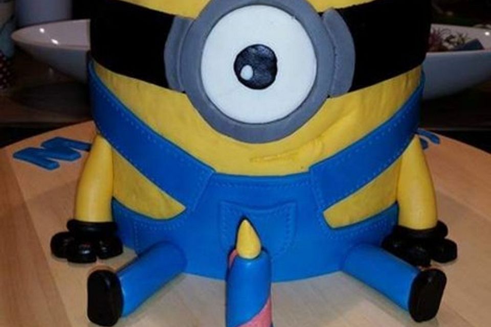 3D-Minion-Torte