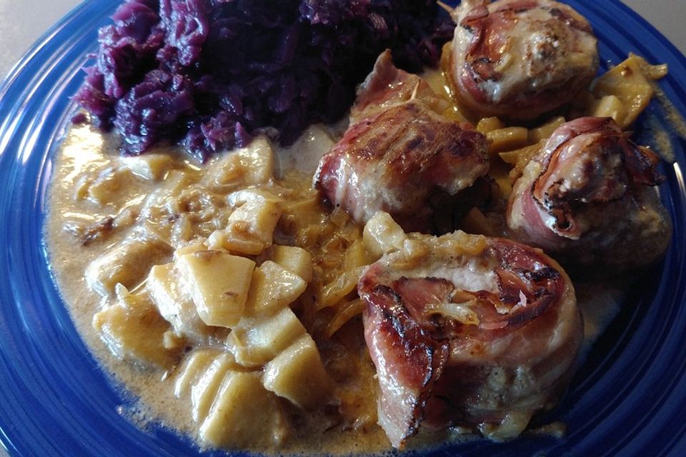 Schweinemedaillons mit Apfel-Honig-Sahnesauce