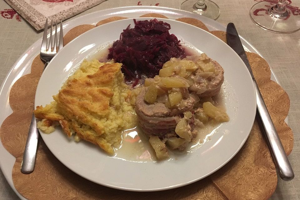 Schweinemedaillons mit Apfel-Honig-Sahnesauce