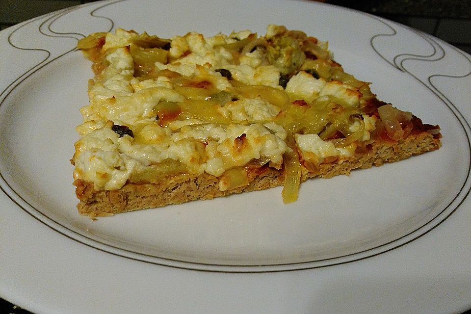 Mediterrane Thunfischpizza ohne Mehl