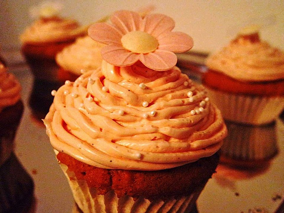 Mandel-Vanille-Cupcake von aline98| Chefkoch