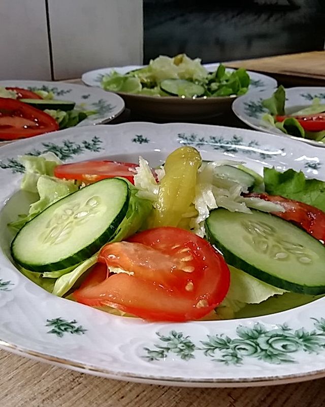 Leichtes Salatdressing für grüne oder gemischte Salate