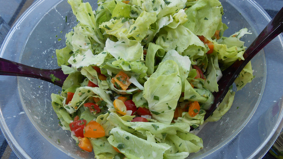 Leichtes Salatdressing für grüne oder gemischte Salate von bossbaer