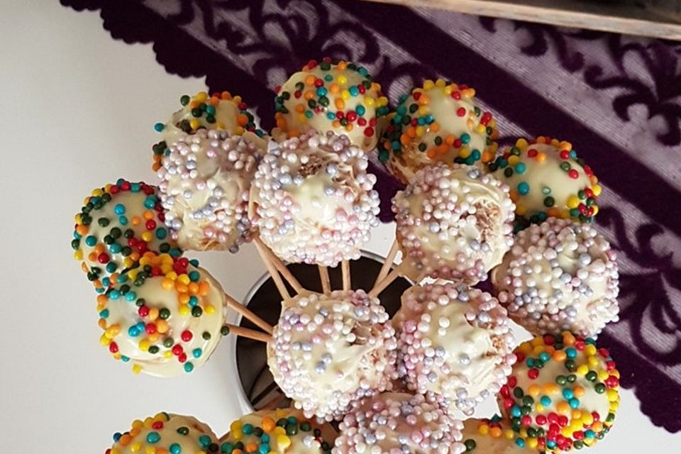 Schnelle Cake-Pops ohne Backen