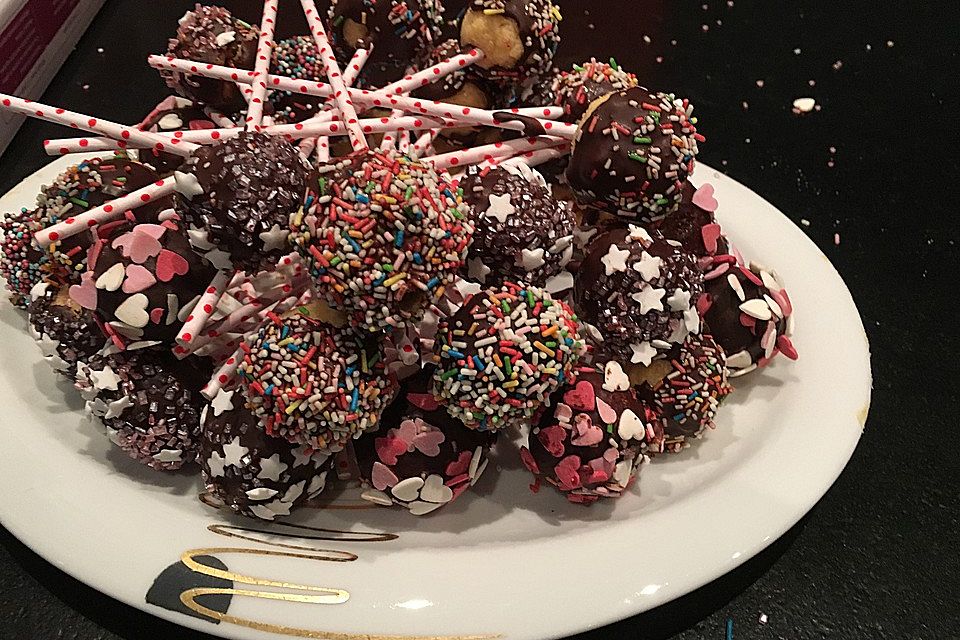 Schnelle Cake-Pops ohne Backen