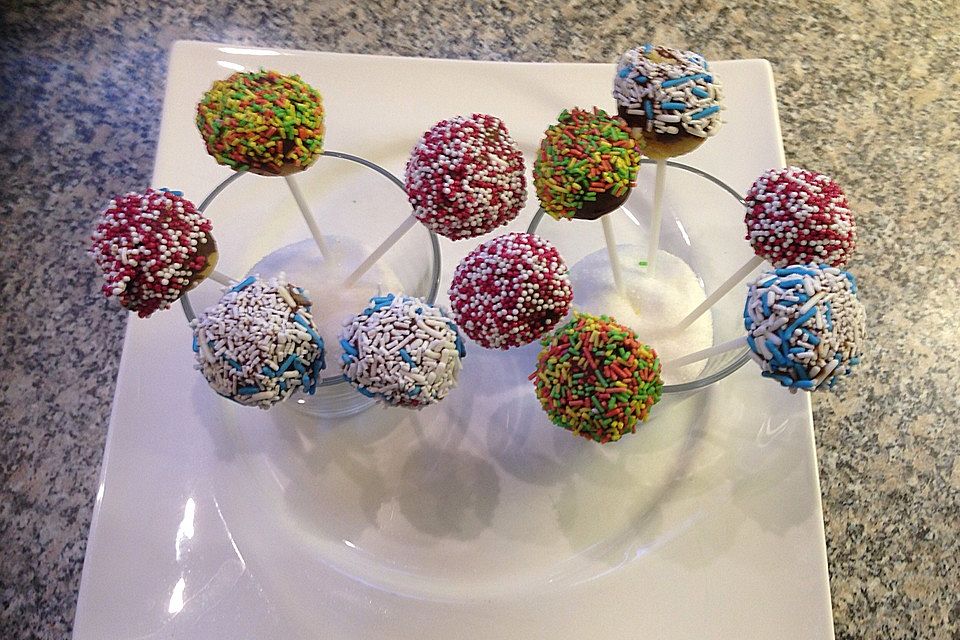 Schnelle Cake-Pops ohne Backen