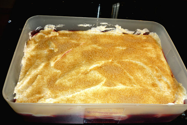 Rote Grütze-Mascarpone mit Keksboden von nickijockel| Chefkoch Rote Grütze-Mascarpone mit Keksboden von nickijockel| Chefkoch