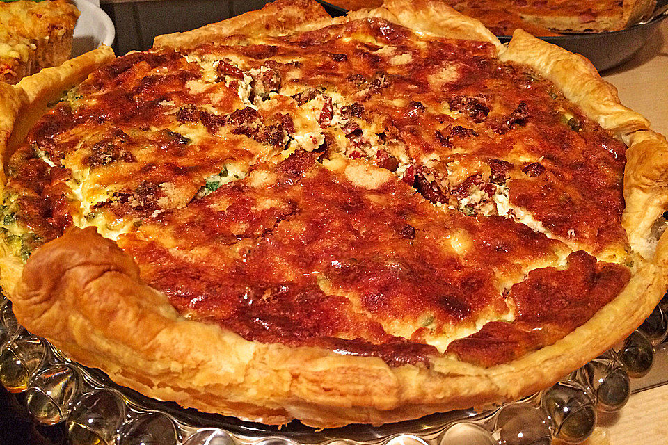 Tomaten-Feta-Quiche