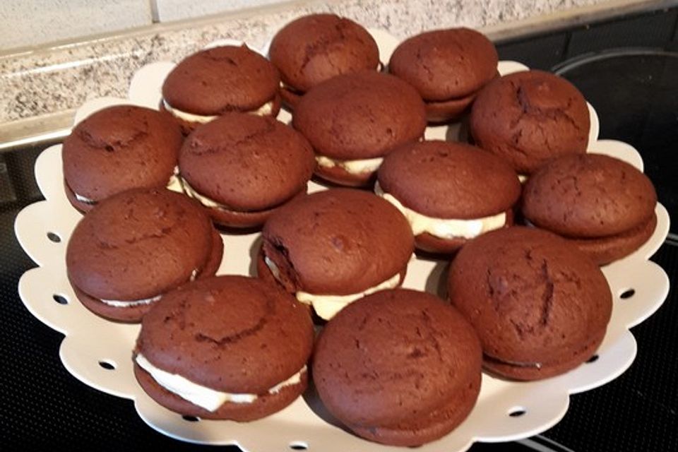 Marshmallow Whoopies