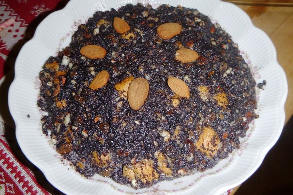 Mohnpielen, Mohnklöße, weihnachtliches Mohndessert Mohnpielen, Mohnklöße, weihnachtliches Mohndessert