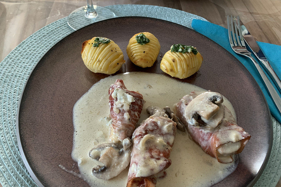 Schweinefilet mit Gorgonzola-Weißwein-Sauce