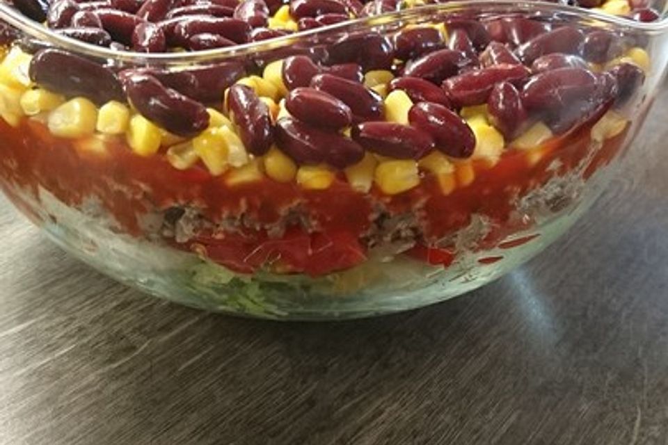 Mexikanischer Schichtsalat