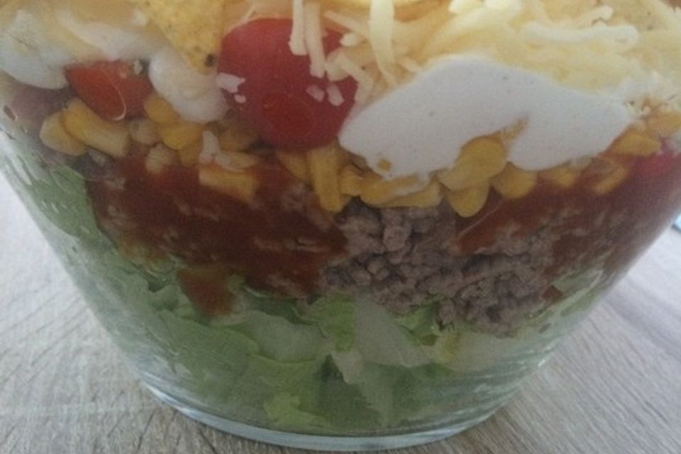 Mexikanischer Schichtsalat