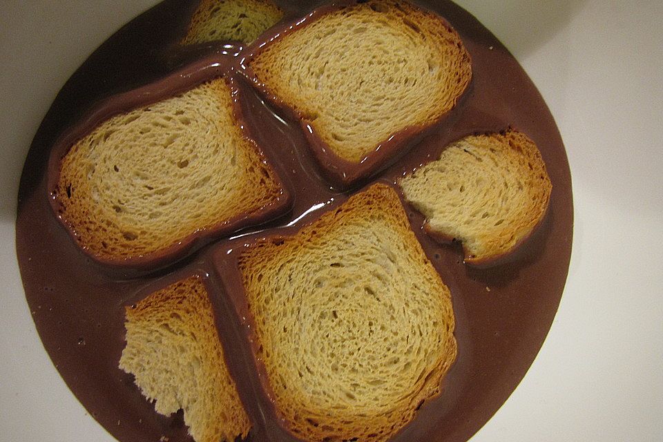 Zwieback-Pudding-Torte