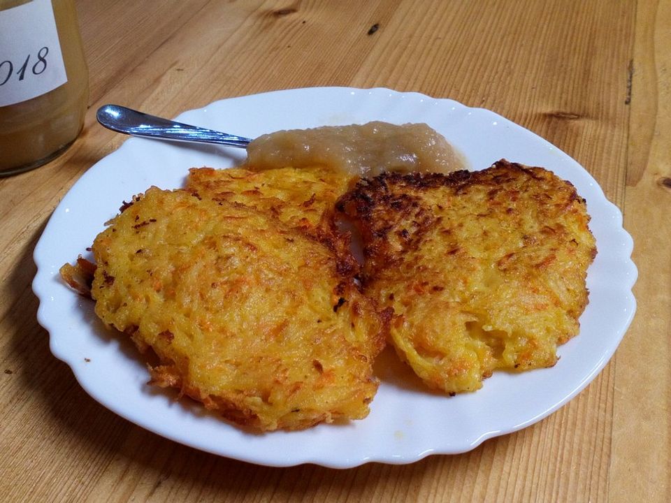 Kartoffelpuffer / Reibekuchen / Reibedatschi von FADI | Chefkoch