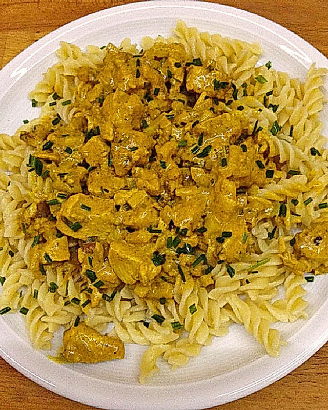 Curryhähnchen mit Spirelli