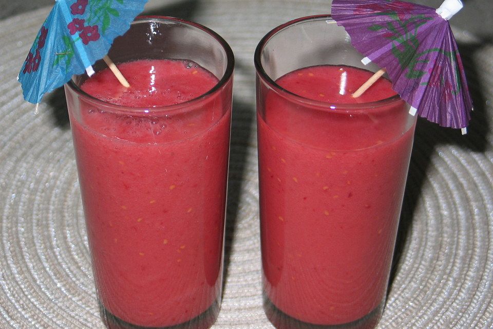 Erfrischender Beeren-Smoothie