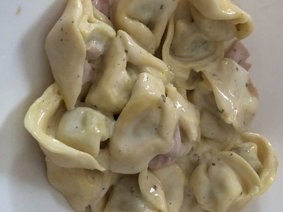 Tortellini in Käse Schinken Sauce von nicki1503| Chefkoch