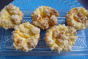 Käsekuchenmuffins mit Streuseln