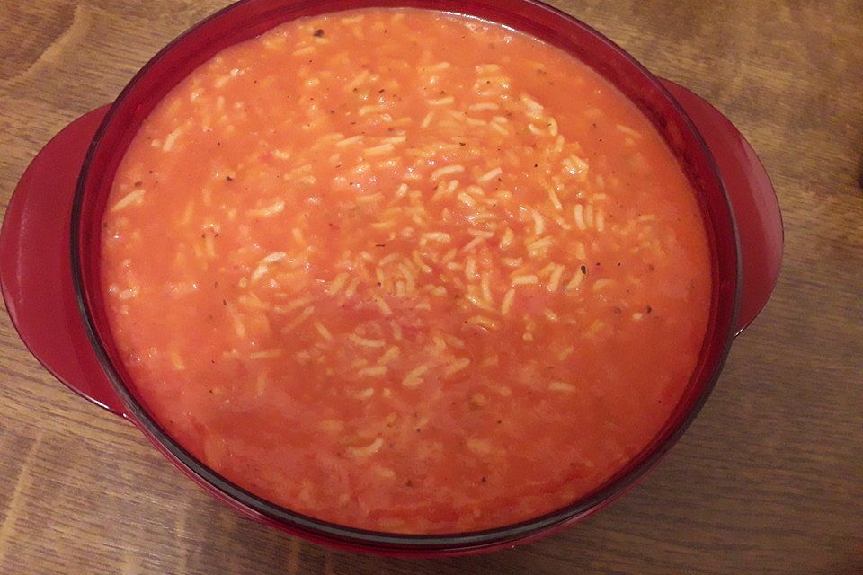 Tomatensuppe aus frischen Tomaten