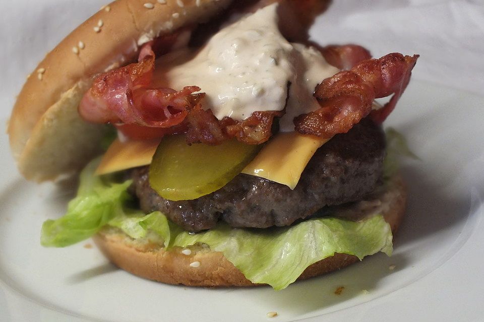 Burger Patties aus Rindfleisch