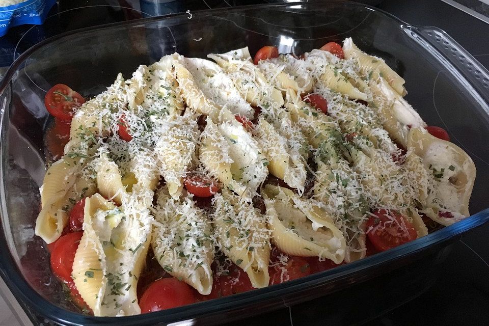 Muschelnudeln mit Zitronen-Ricotta-Füllung