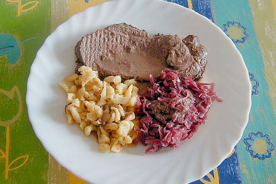 Rehkeule in Johannisbeersauce