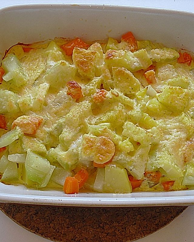 Kohlrabi-Kartoffel-Karotten-Auflauf