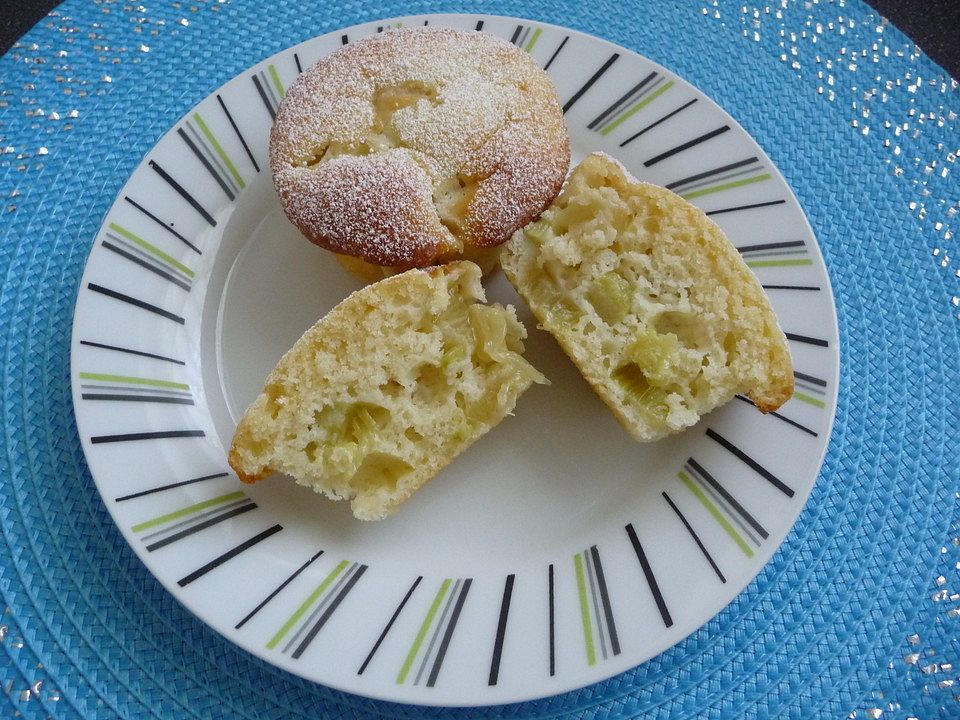 Rhabarber-Muffins von JuliaCupCake| Chefkoch