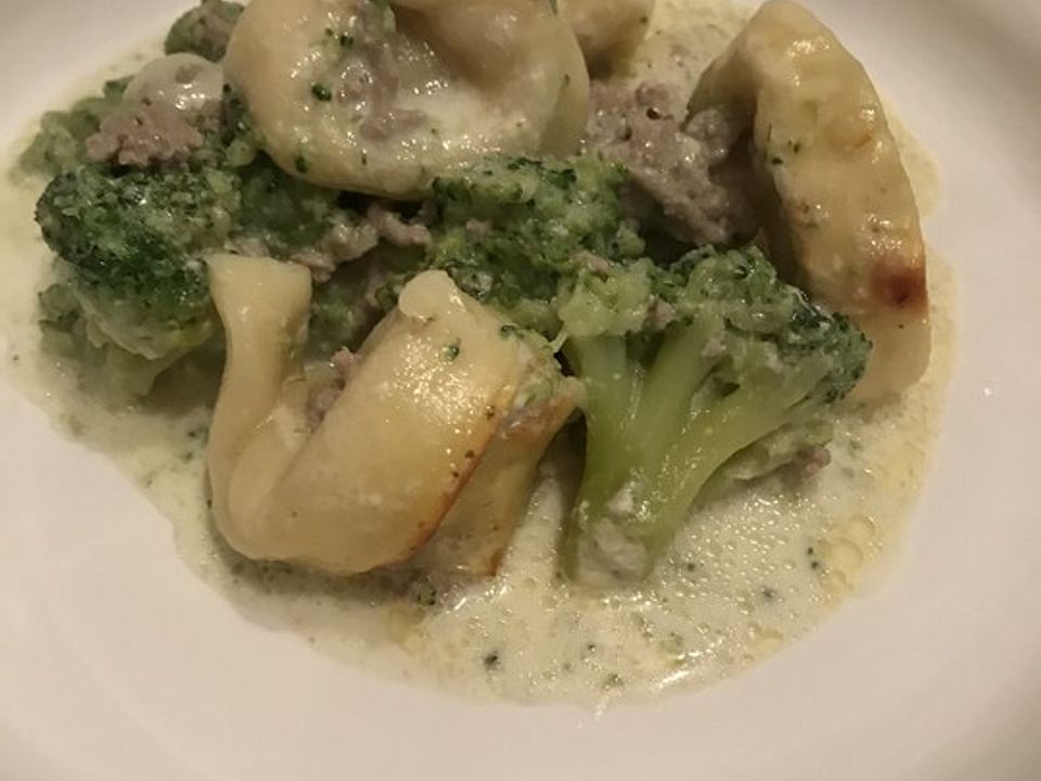 Tortellini Auflauf Mit Brokkoli Und Schinken Von Awen Chefkoch