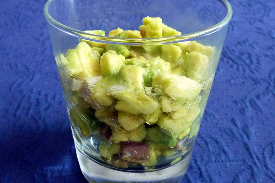 Avocadosalat mit Sardellen