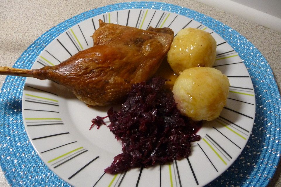 Kartoffelknödel aus rohen Kartoffeln nach Uromas Art