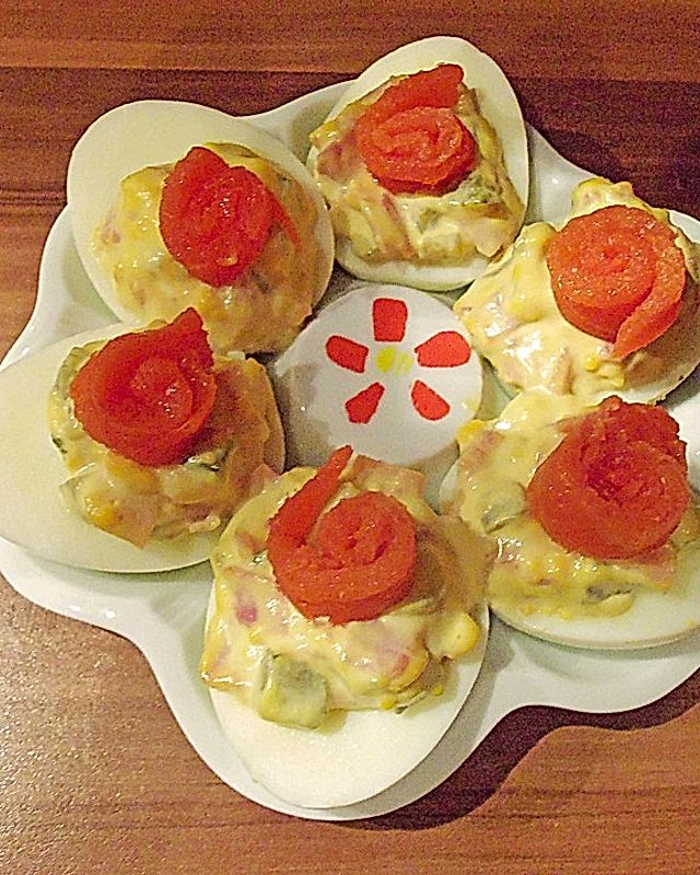 Russische Eier mit Kochschinken und Essiggurken