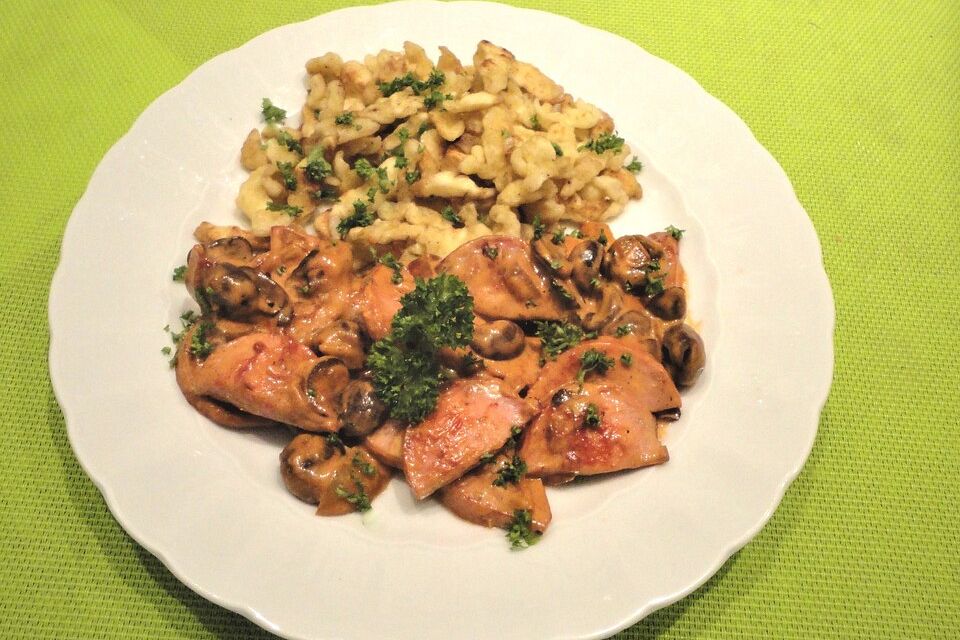 Jägerspätzle mit Fleischwurst