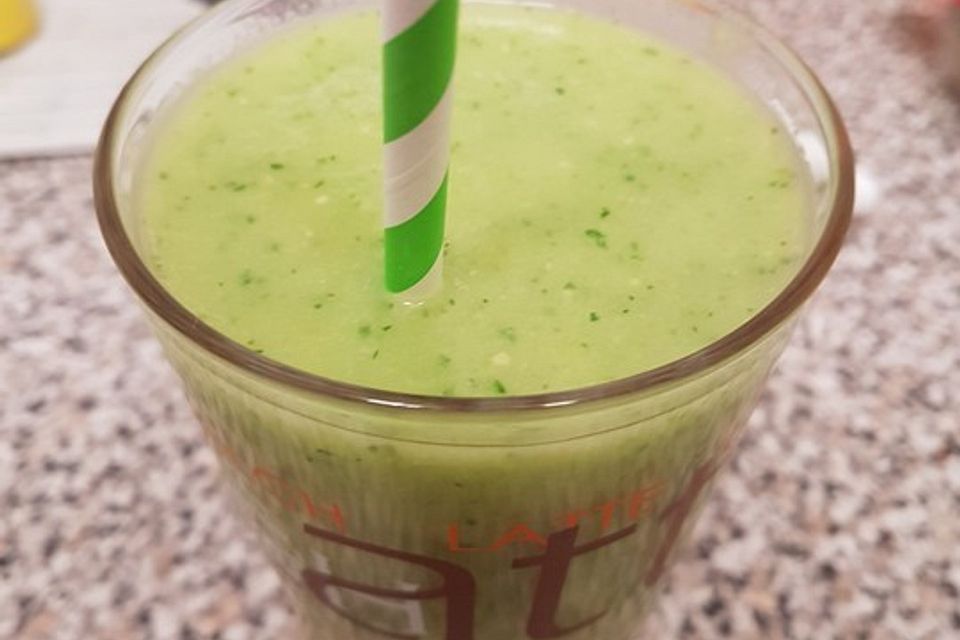 Birnen-Gurken-Smoothie mit Pfiff